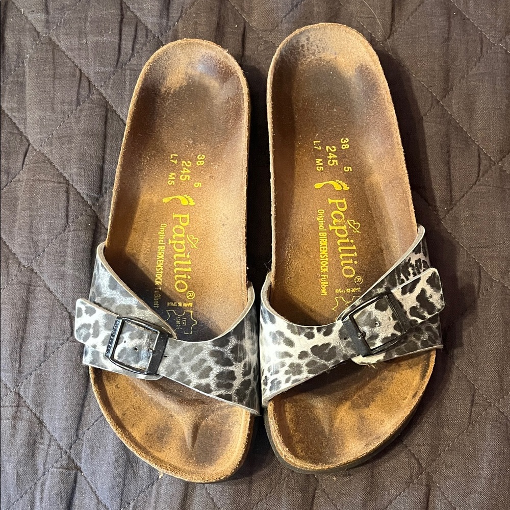 Papillio Gray Leopard Print Sandals